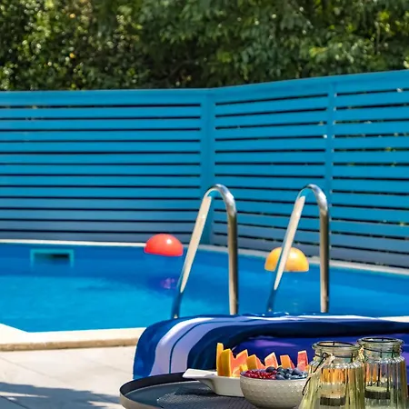 Semesterbostad Nika With Private Swimming Pool In *