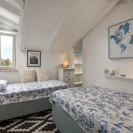 Semesterbostad Nika With Private Swimming Pool In *