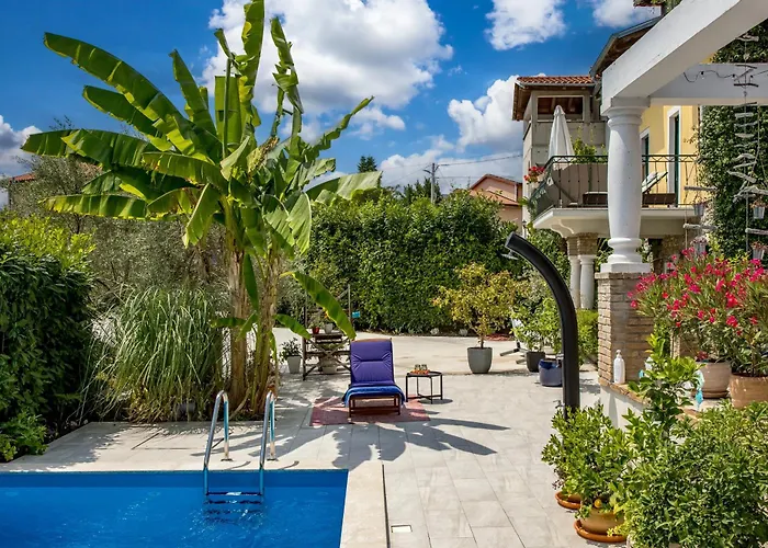 Hébergement de vacances Nika With Private Swimming Pool In Kastav