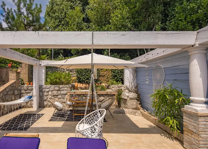 Semesterbostad Nika With Private Swimming Pool In