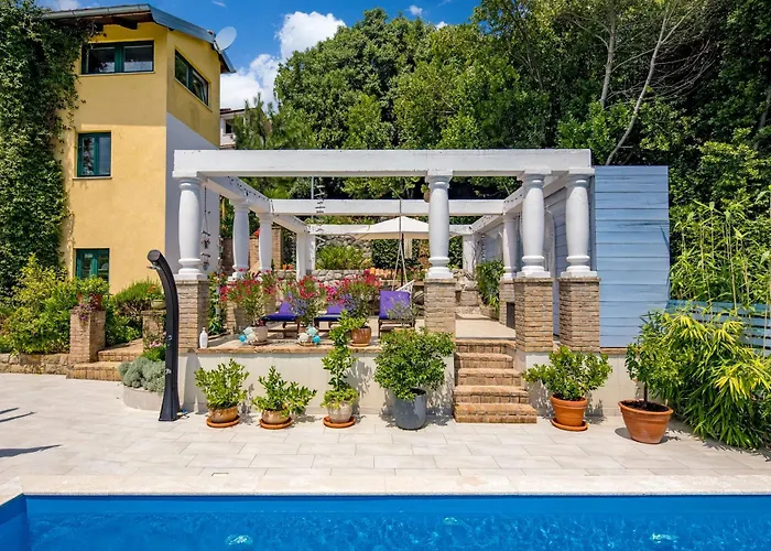 Nika With Private Swimming Pool In * Kastav
