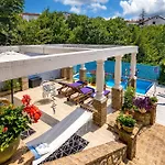 Nika With Private Swimming Pool In * Kastav