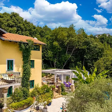 Feriehus Nika With Private Swimming Pool In