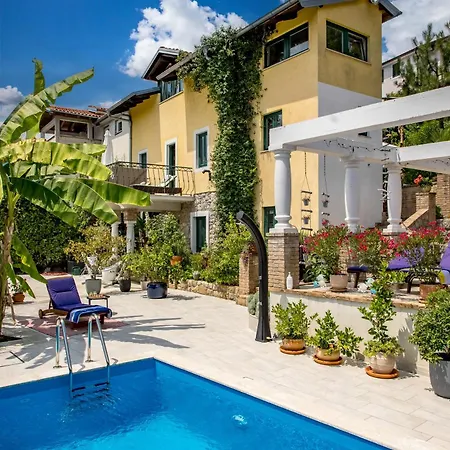 Nika With Private Swimming Pool In * Kastav