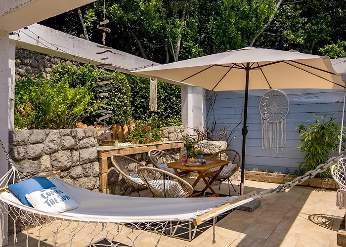 Semesterbostad Nika With Private Swimming Pool In
