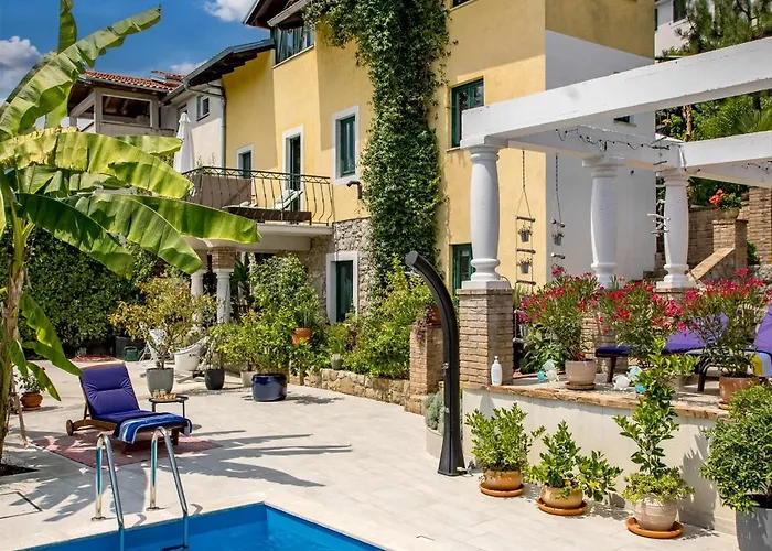 Nika With Private Swimming Pool In * Kastav